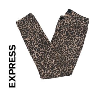 EXPRESS Leopard Jeggings
